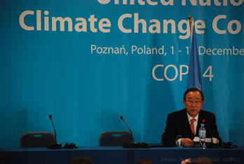UN Secretary-General Ban Ki-moon taking questions at press conference