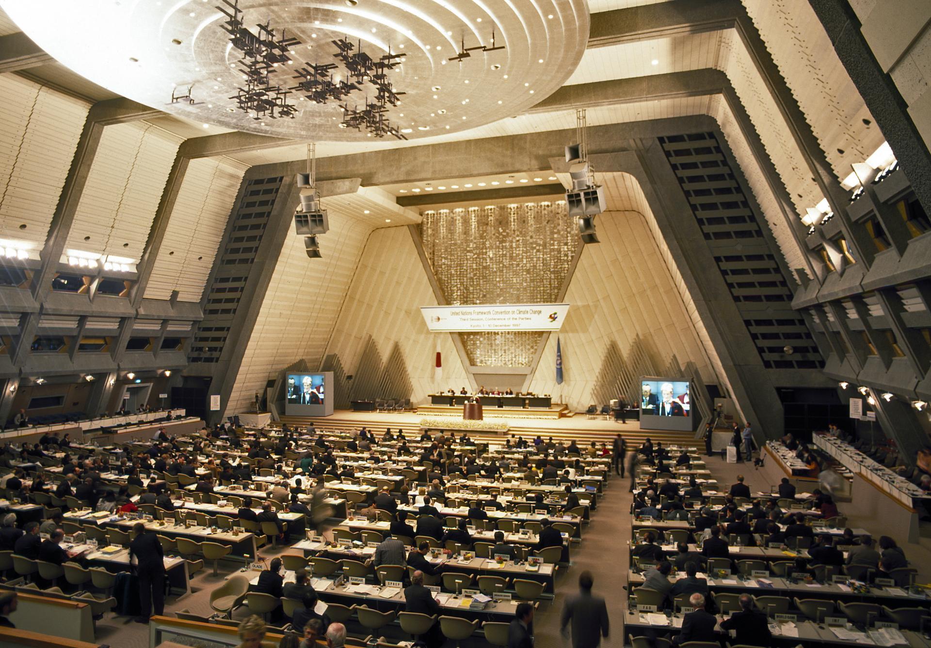 COP 3 plenary