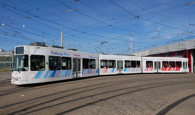 climate stripes tram Freiburg