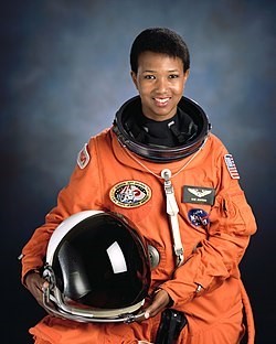 Dr. Mae Jemison astronaut