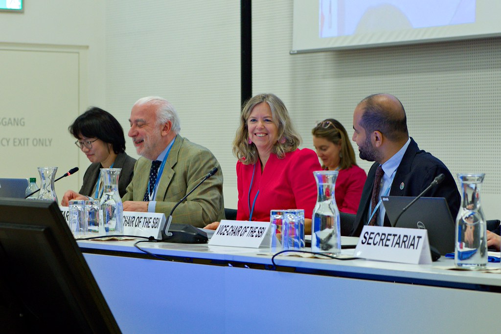 Julia Gardiner (centre), Chair of the SBI, Eyad Aljubran (right), Vice-Chair of the SBI, and Daniele Violetti (left), Senior Director at UN Climate Change, during the opening of the FMCP3 sessions.