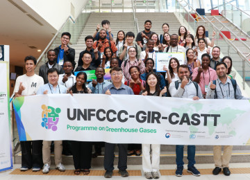 Training on greenhouse gases as part of the 2025 UNFCCC-GIR-CASTT.