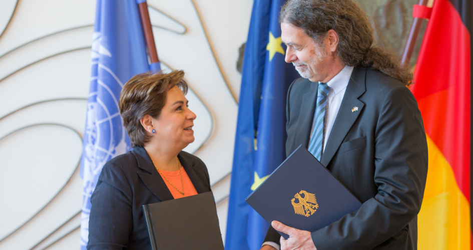 UNFCCC's Patricia Espinosa with German State Secretary Walter Lindner 