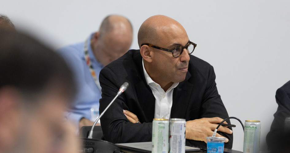 ES speaking about climate finance at COP30