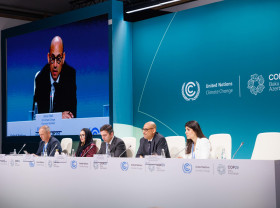 Press conf at COP29