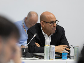 ES speaking about climate finance at COP30